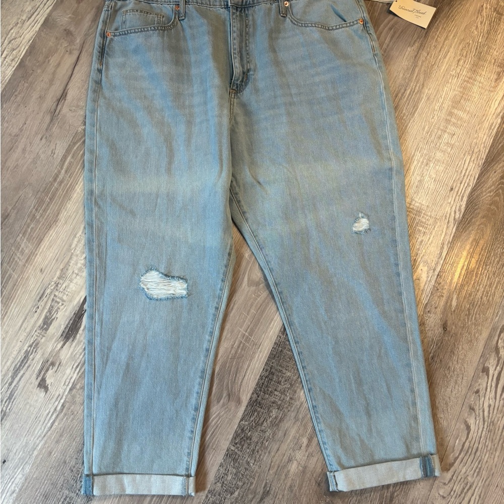 Universal Thread Light Blue Denim Jeans